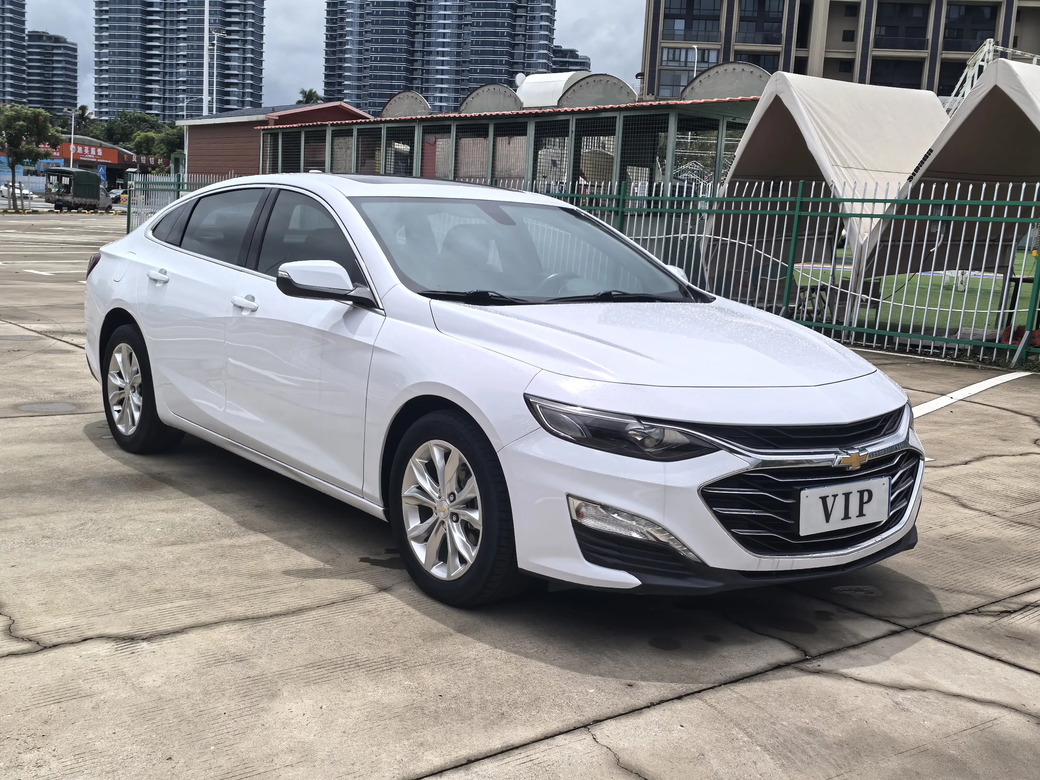Chevrolet Malibu XL