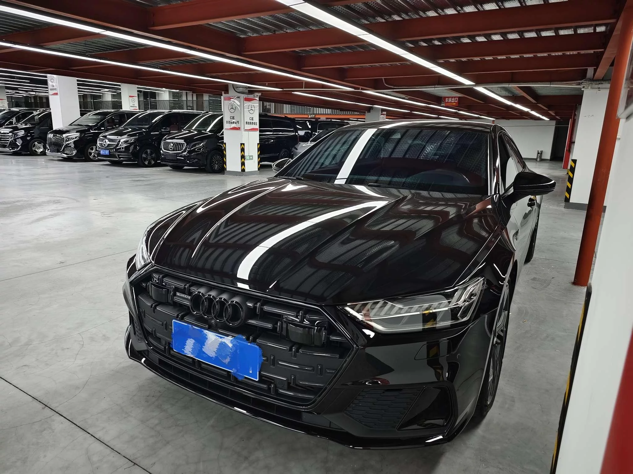 AUDI A7L