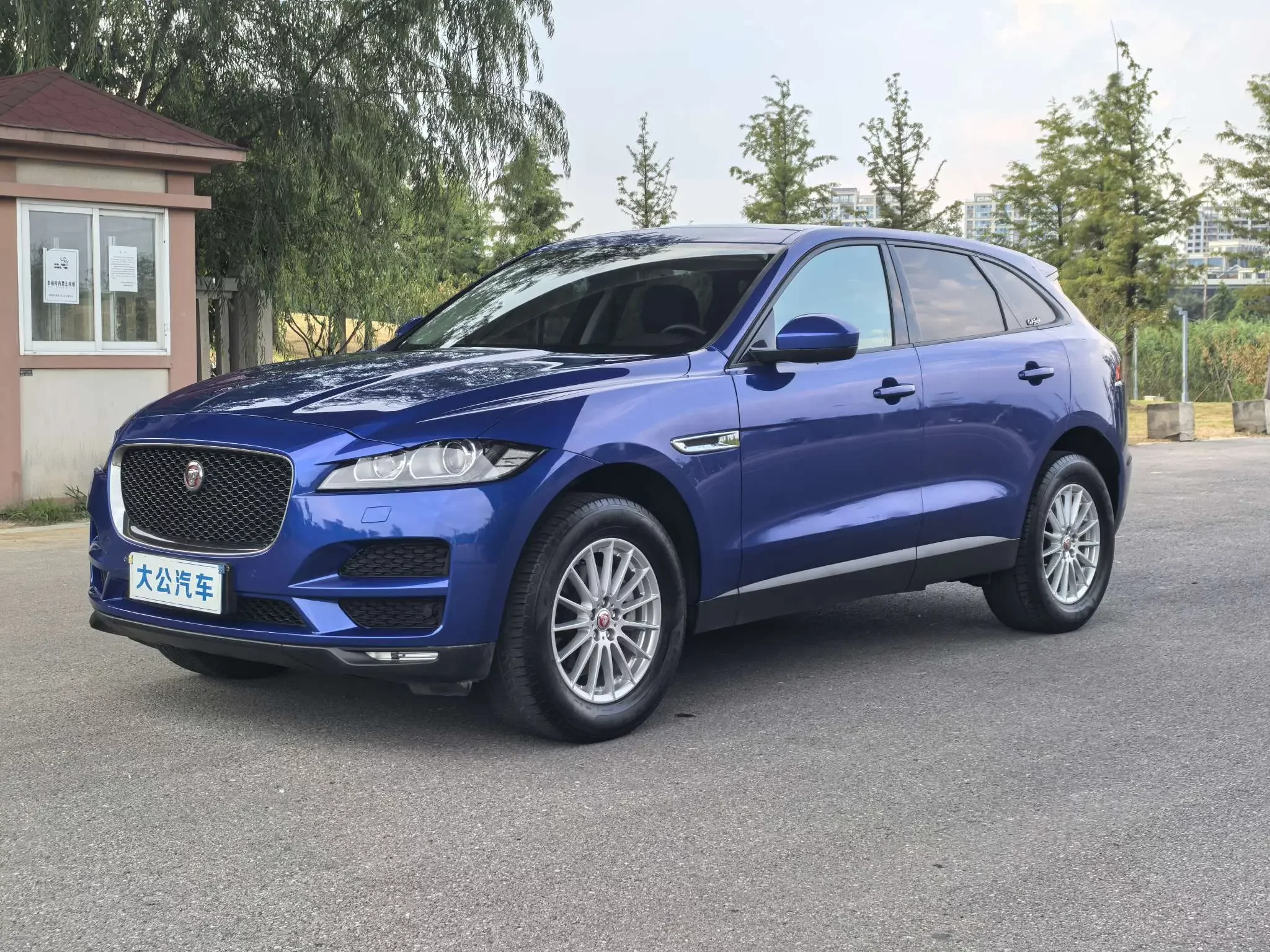 Jaguar F-PACE