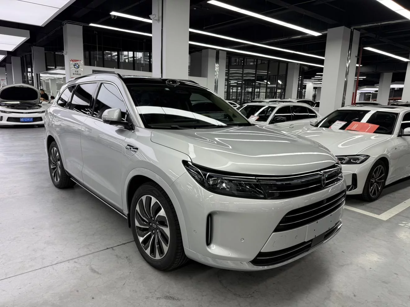 AITO M7