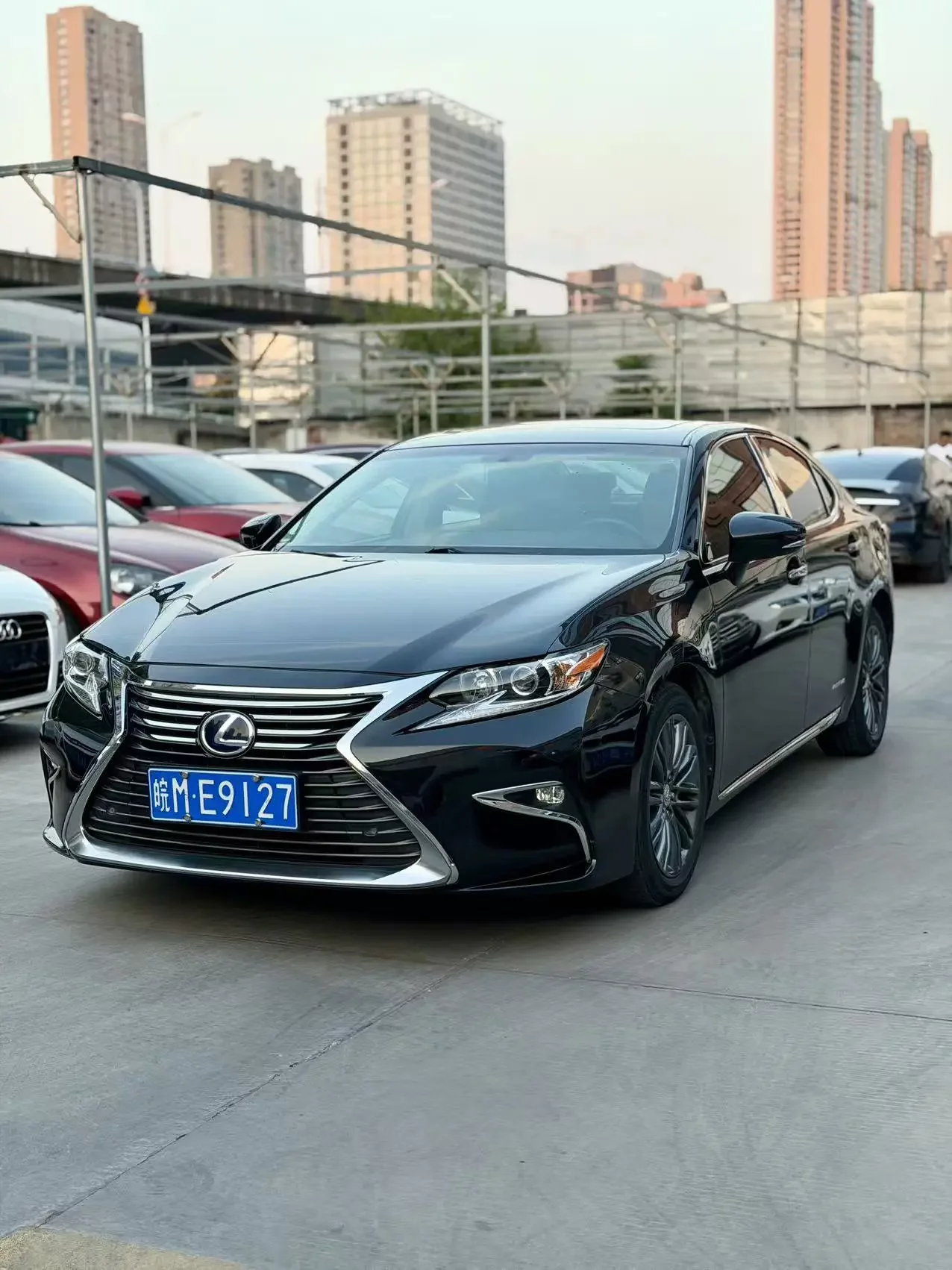 Lexus ES