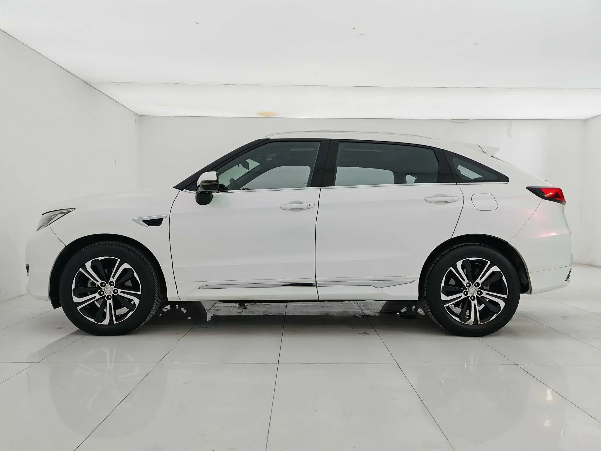 Honda UR-V