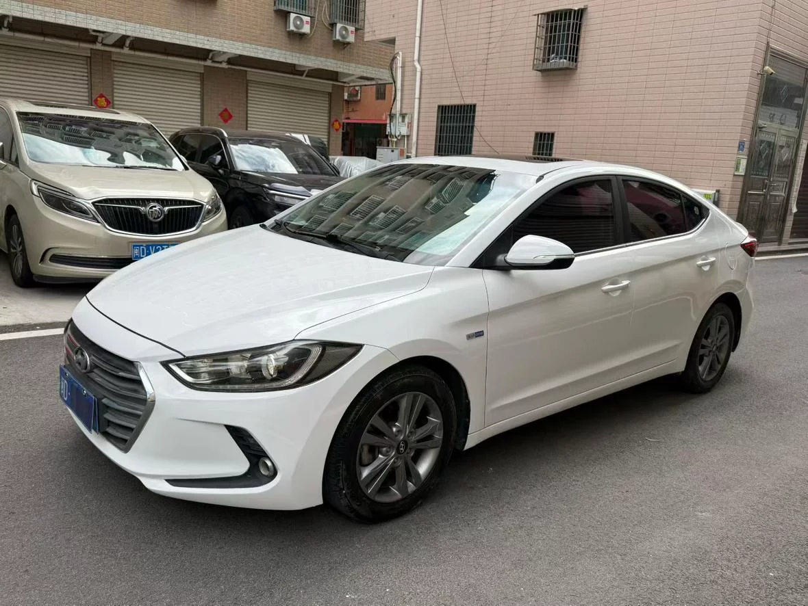 Hyundai Elantra Lingdong