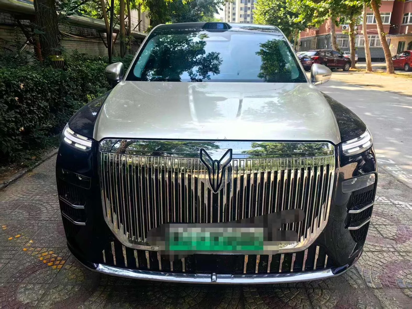 Voyah Tai Shan PHEV