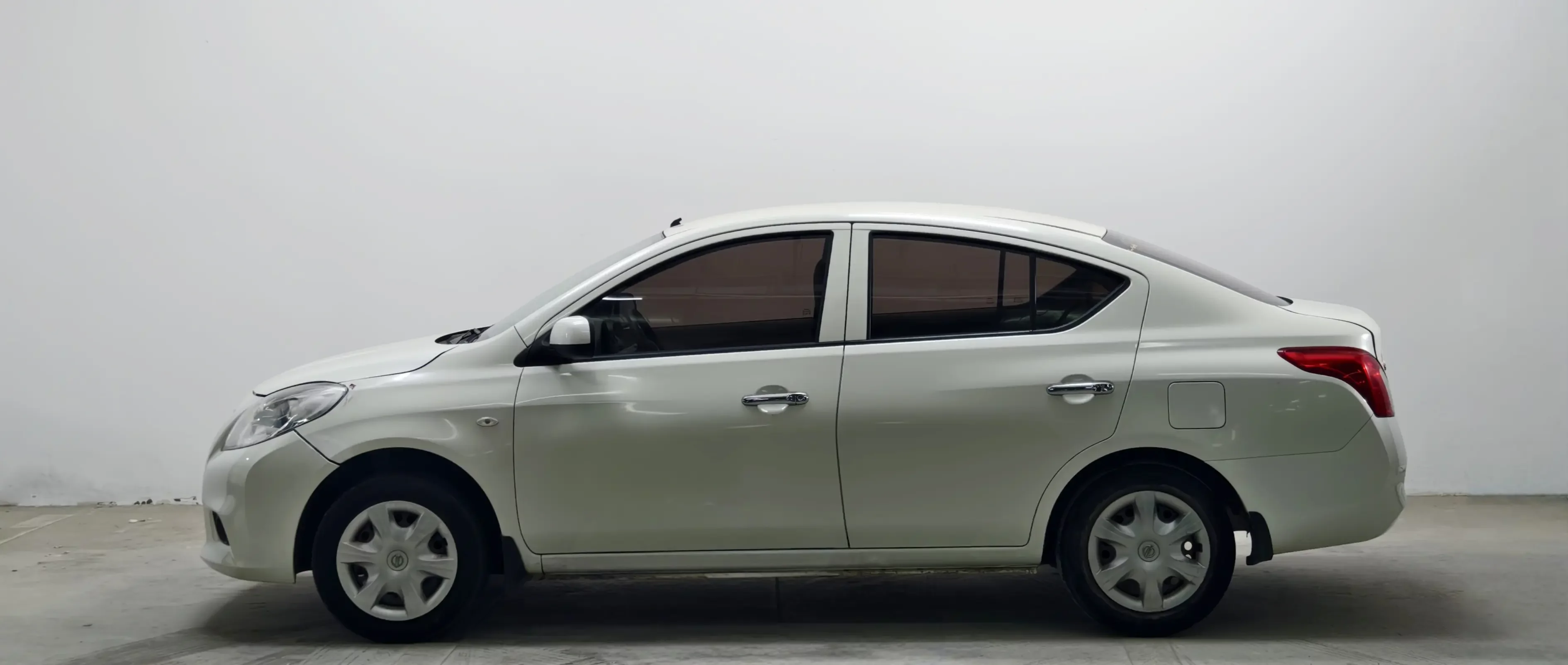 Nissan Sunlight