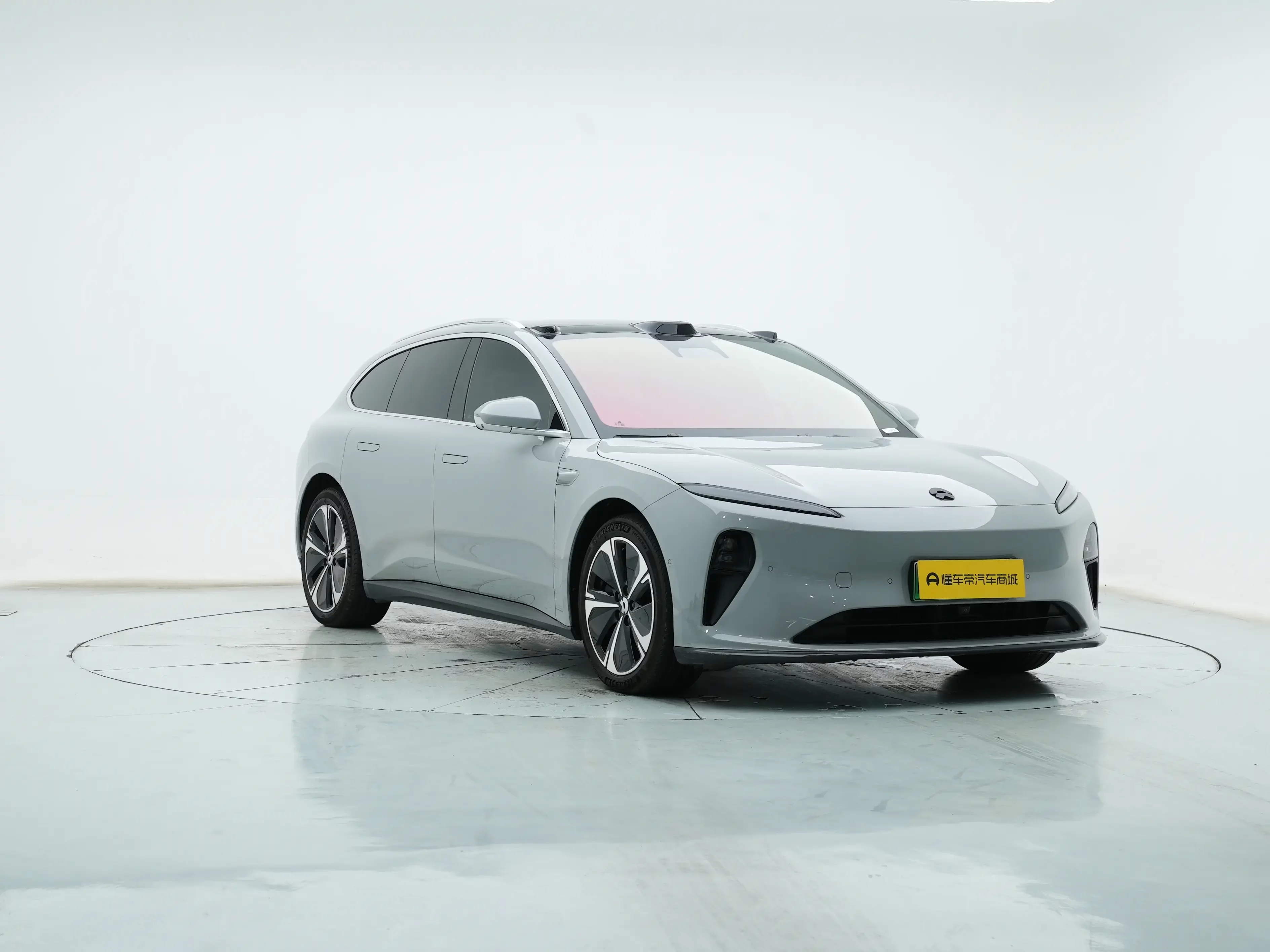 NIO ET5T