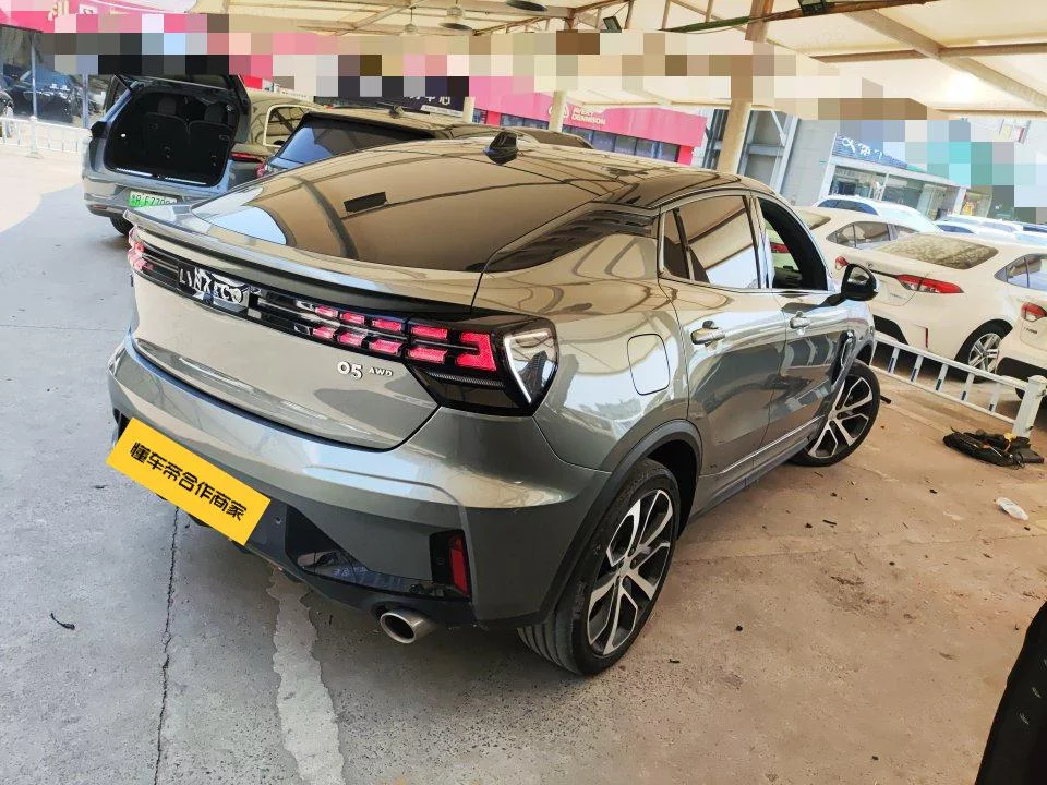 Lynk & Co 05