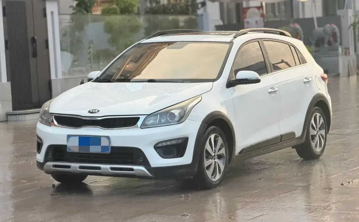 Kia KX CROSS