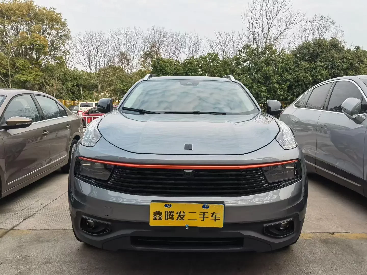 Lynk & Co 01