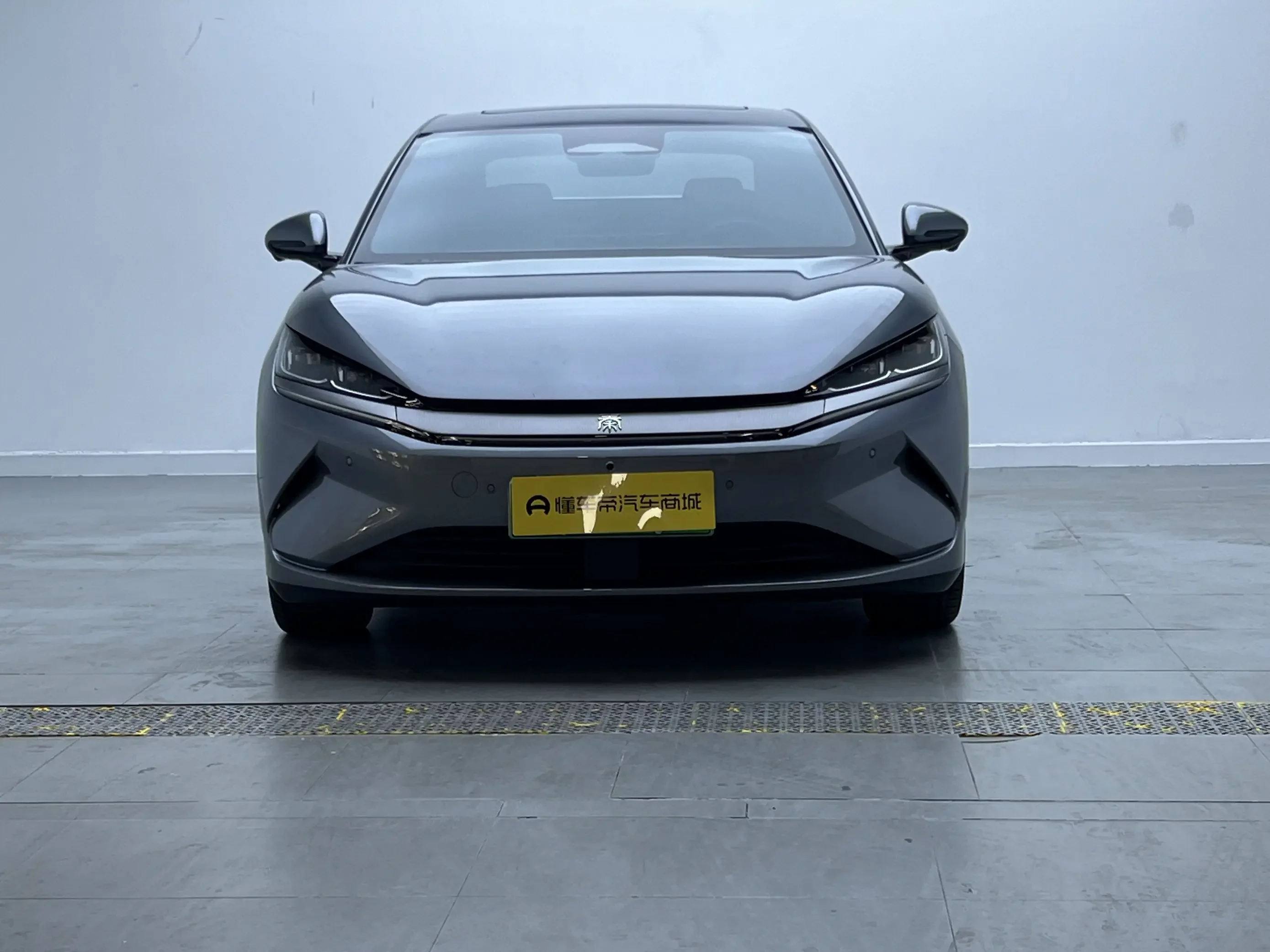 BYD Qin L EV
