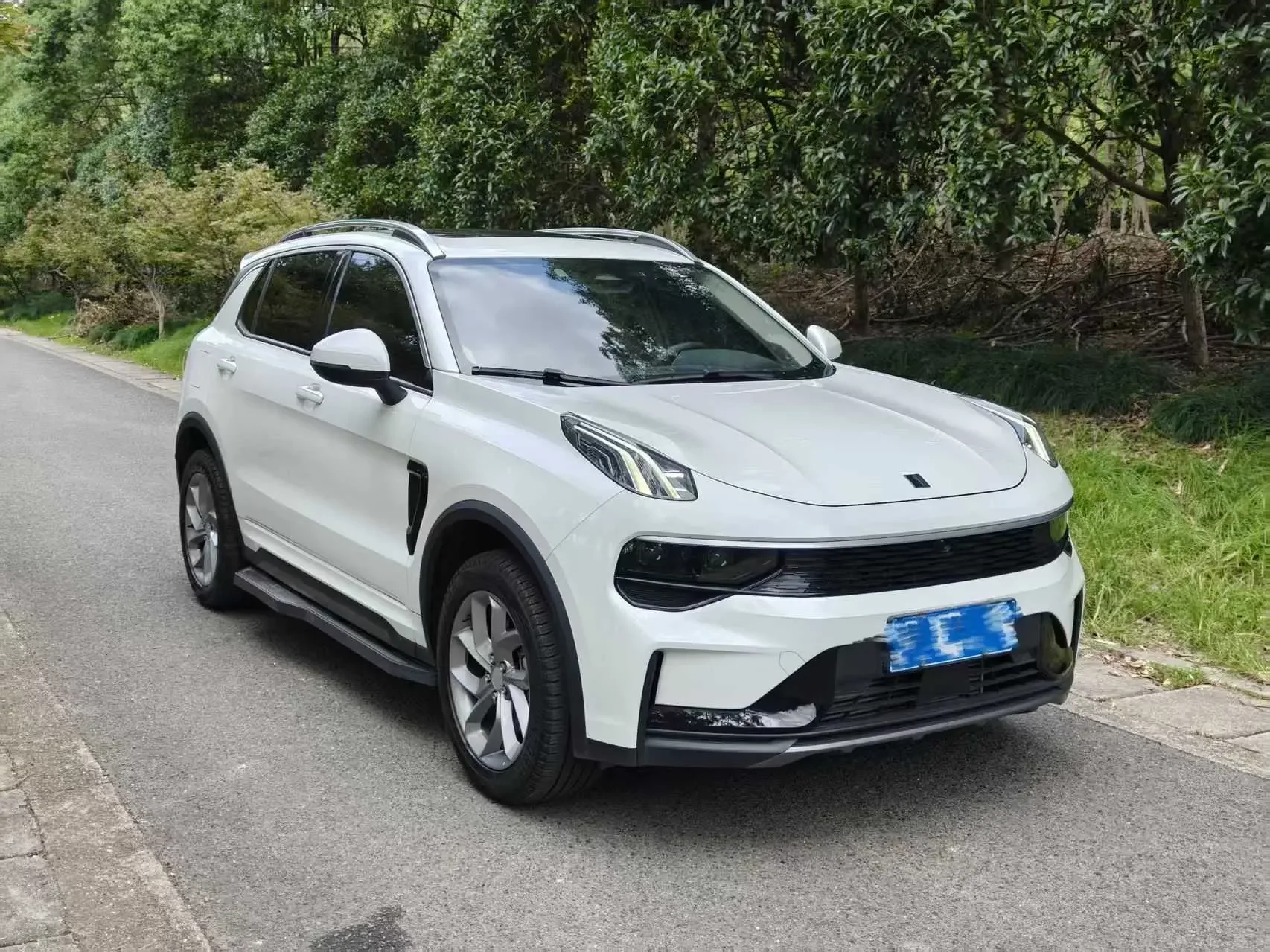 Lynk & Co 01