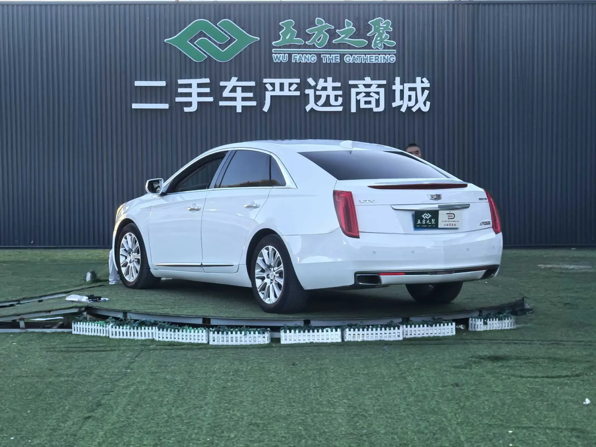 Cadillac XTS