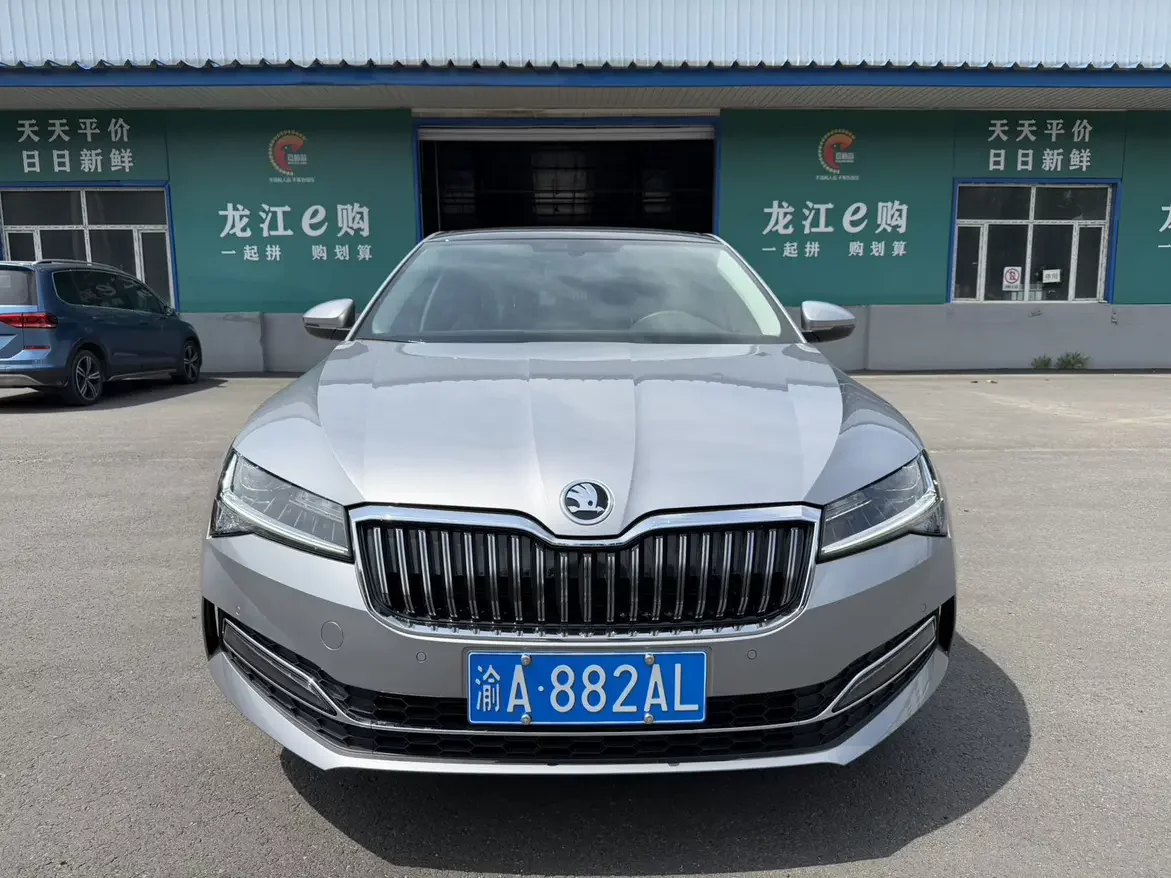 Skoda SuperB