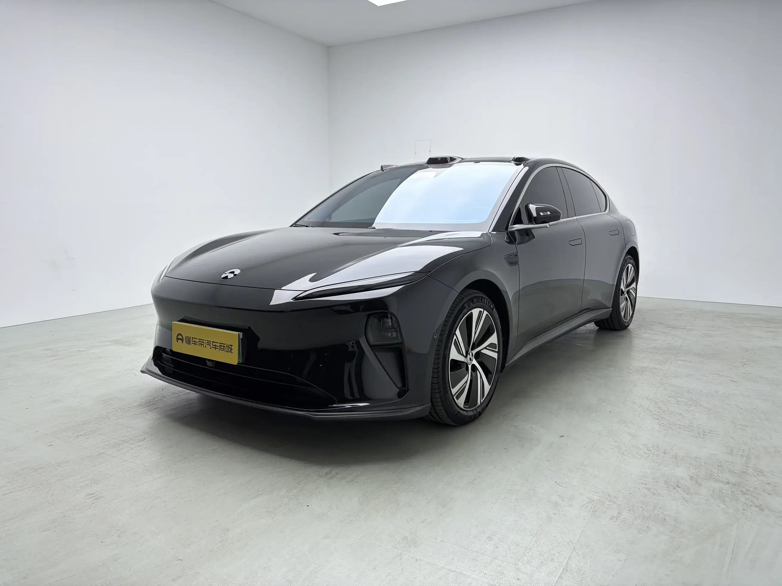 NIO ET5