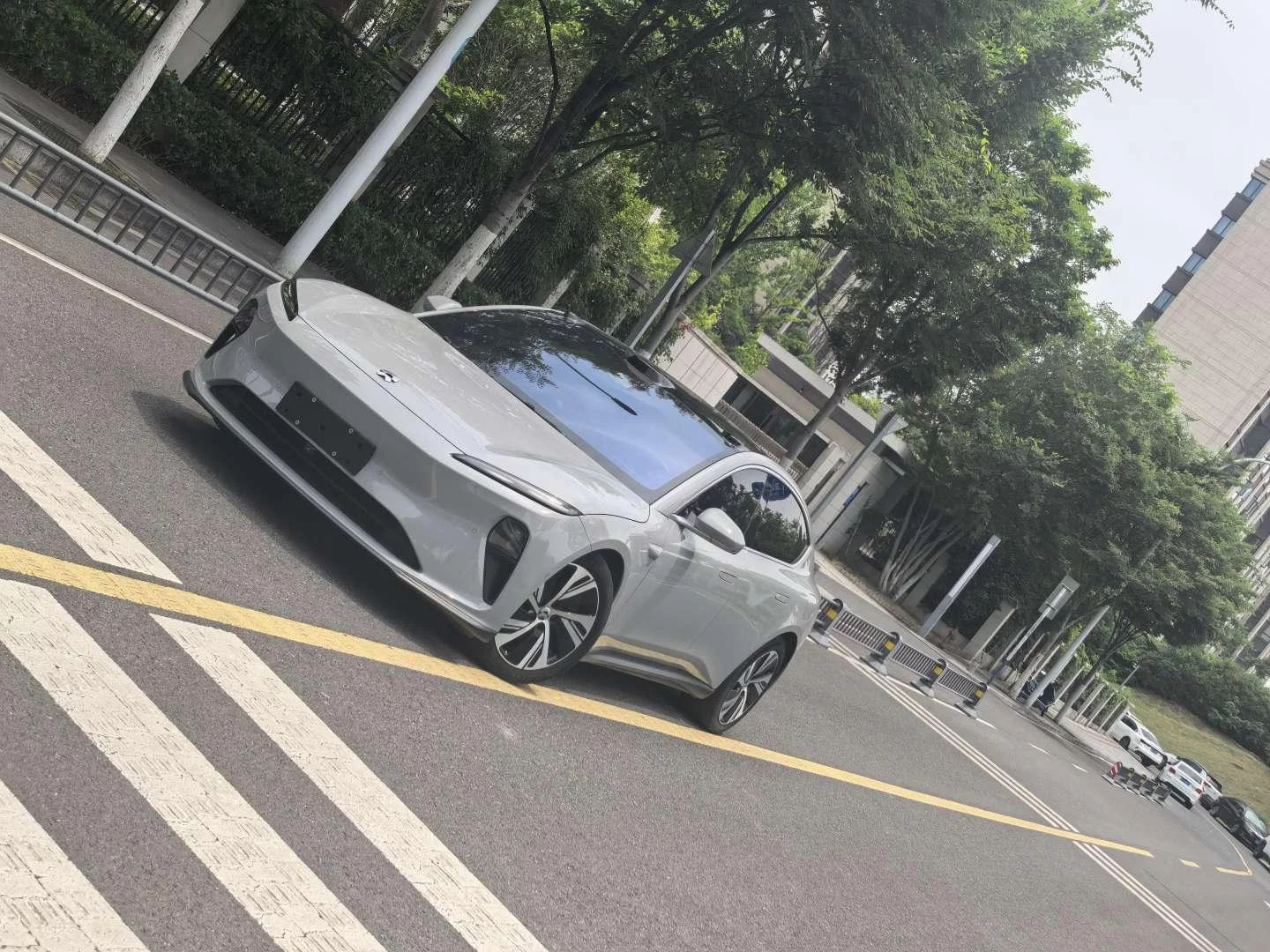 NIO ET5