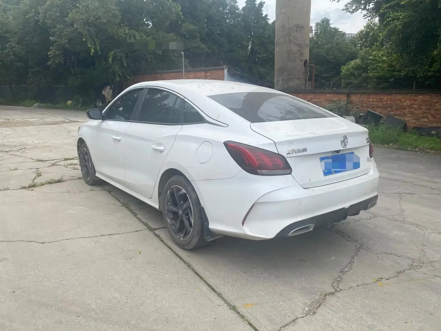 MG 5