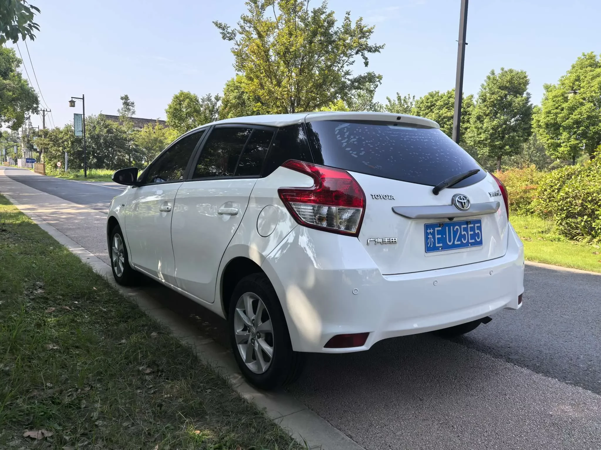 Toyota Yaris L