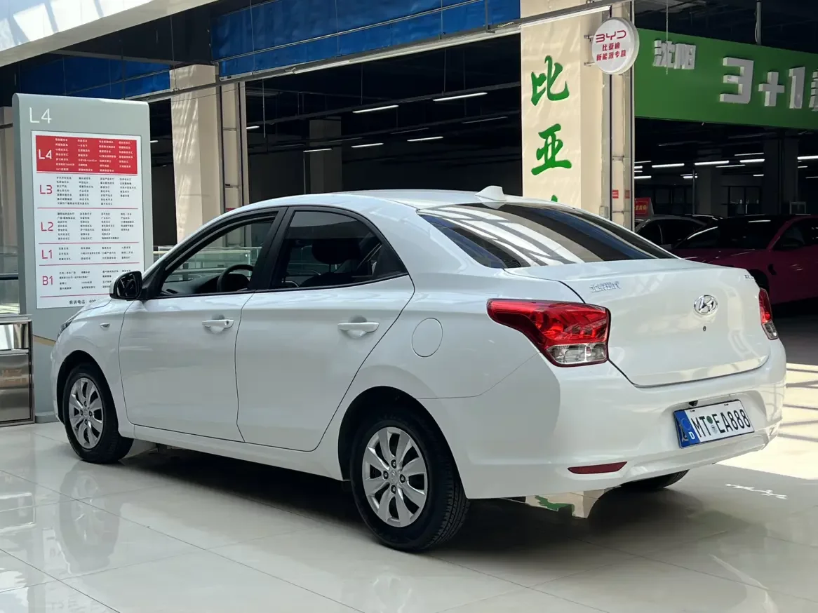 Hyundai Verna