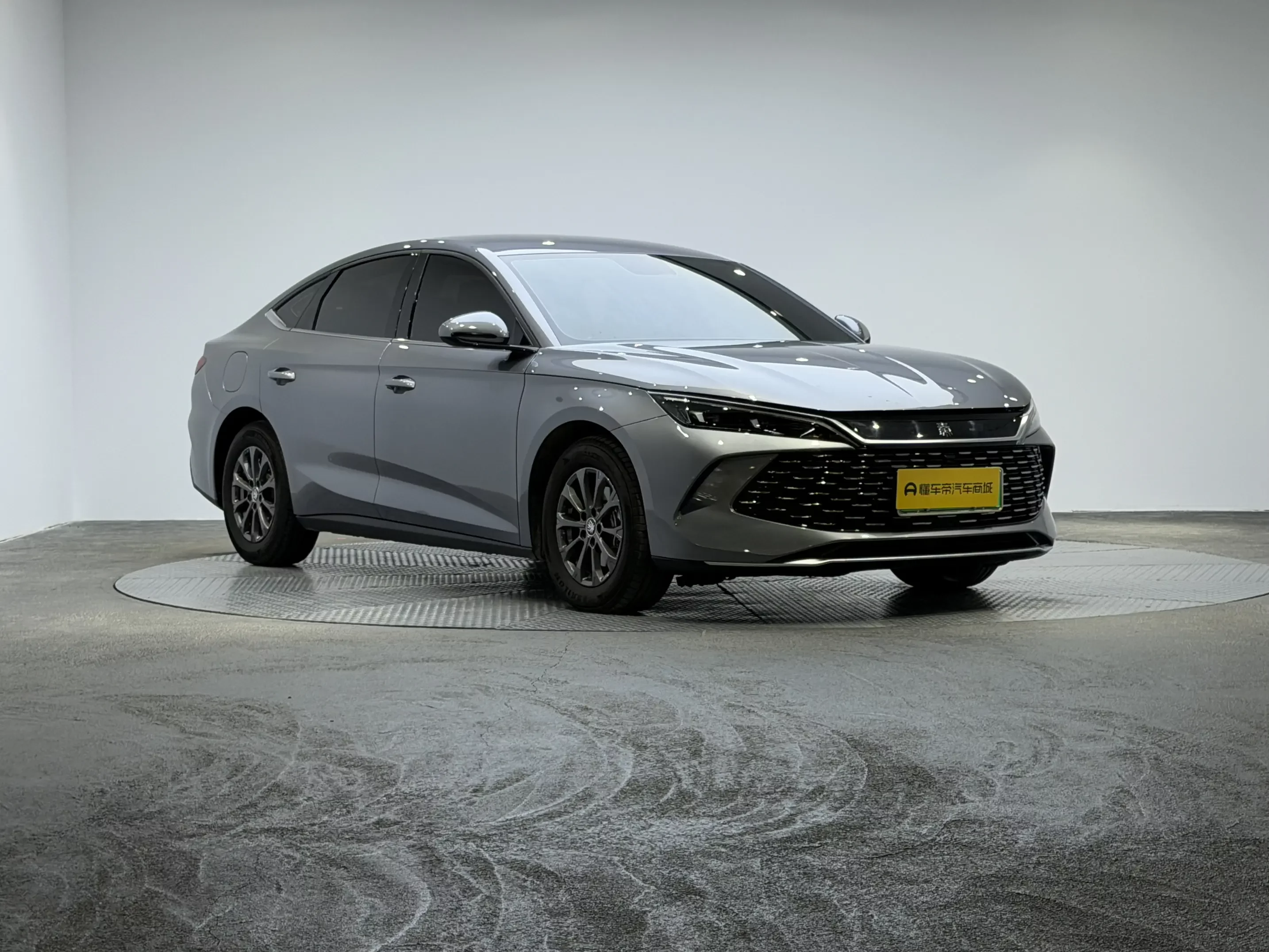 BYD Qin L DM