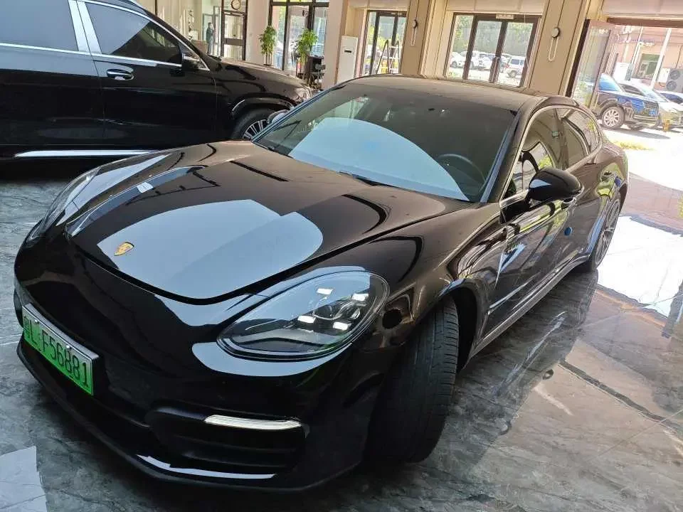 Porsche Panamera E-Hybrid