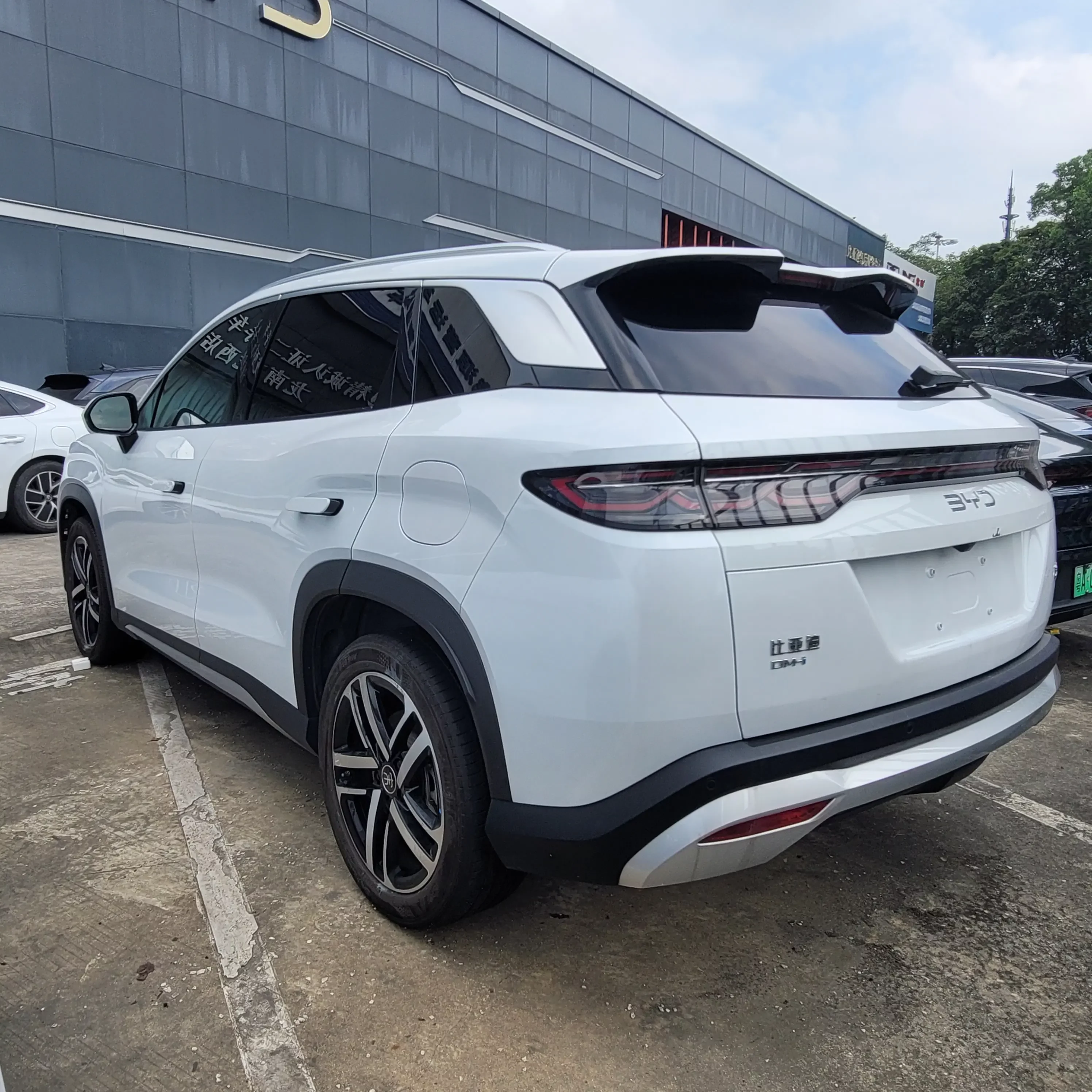 BYD Song L DM