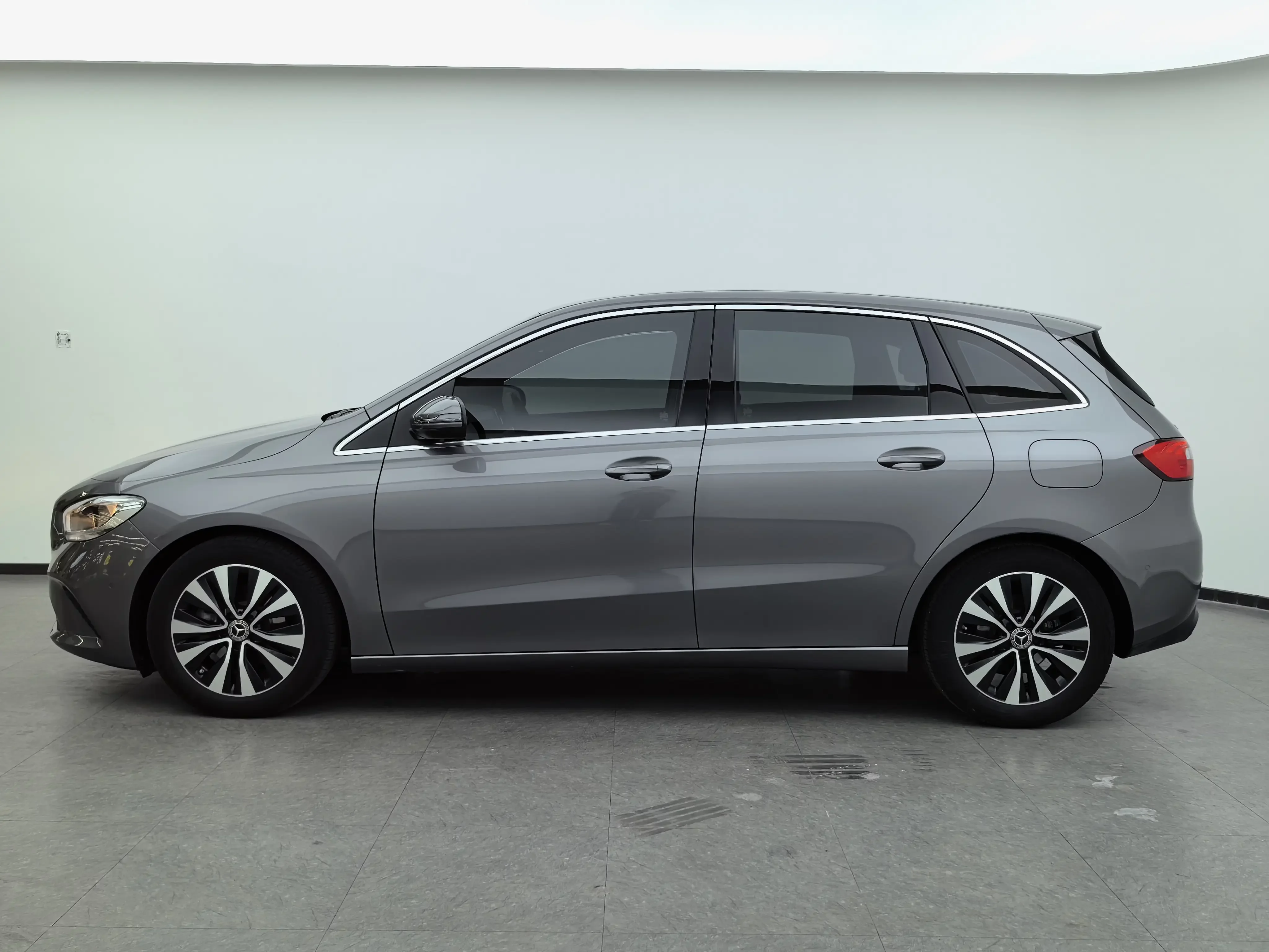Mercedes-Benz B Class
