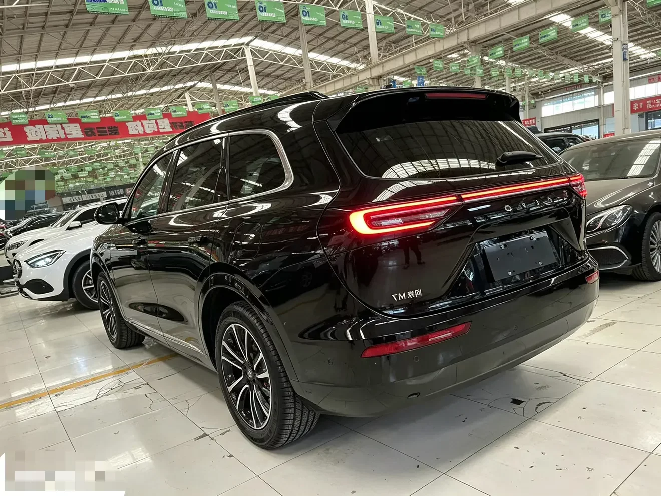 AITO M7