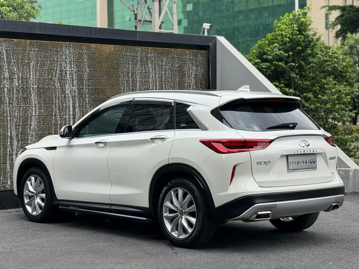 Infiniti QX50