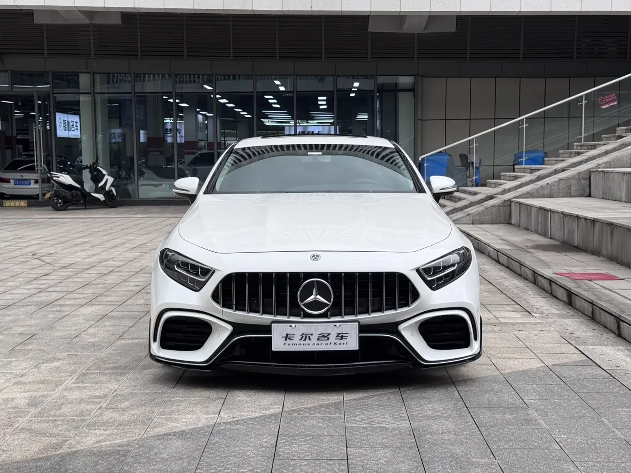 Mercedes-Benz CLS