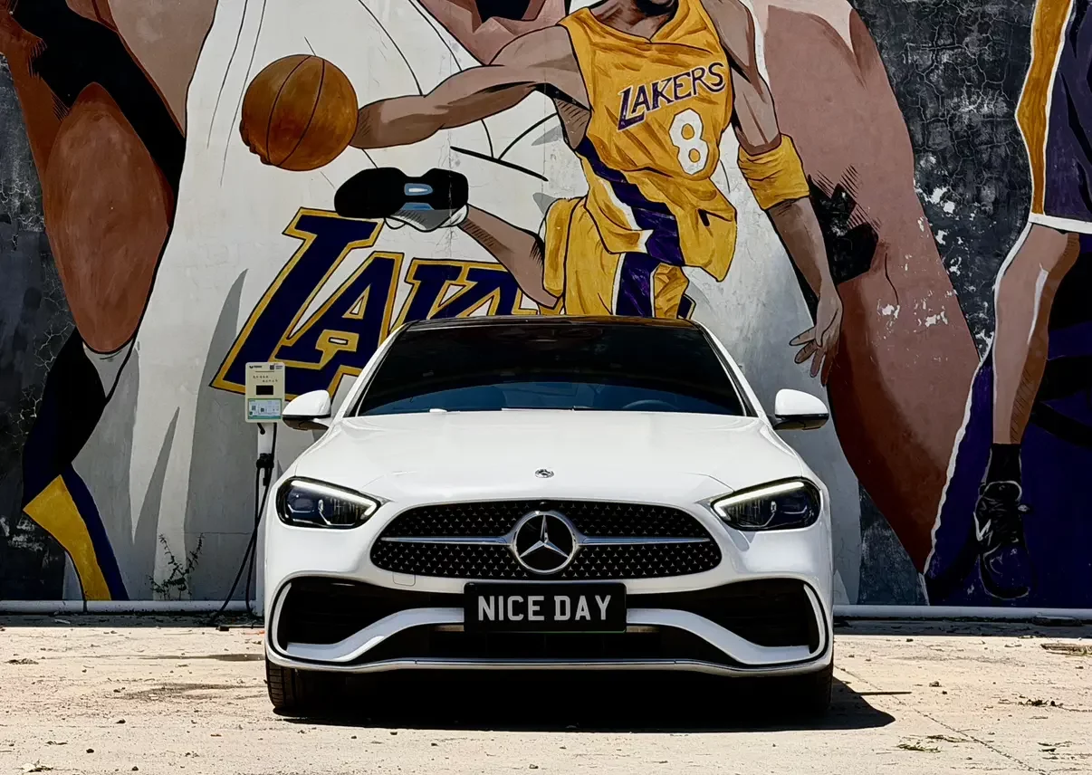 Mercedes-Benz C-Class PHEV