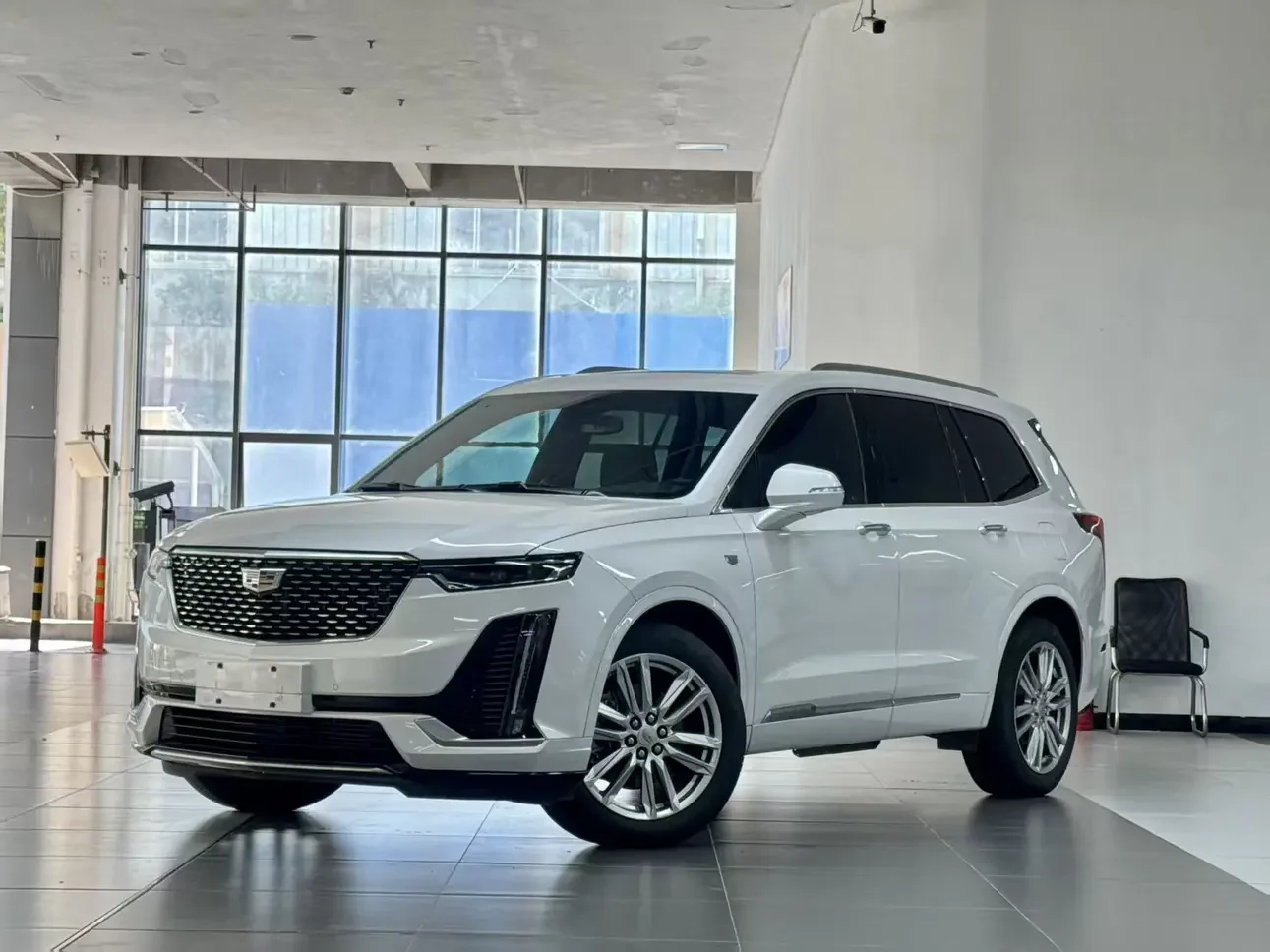 Cadillac XT6