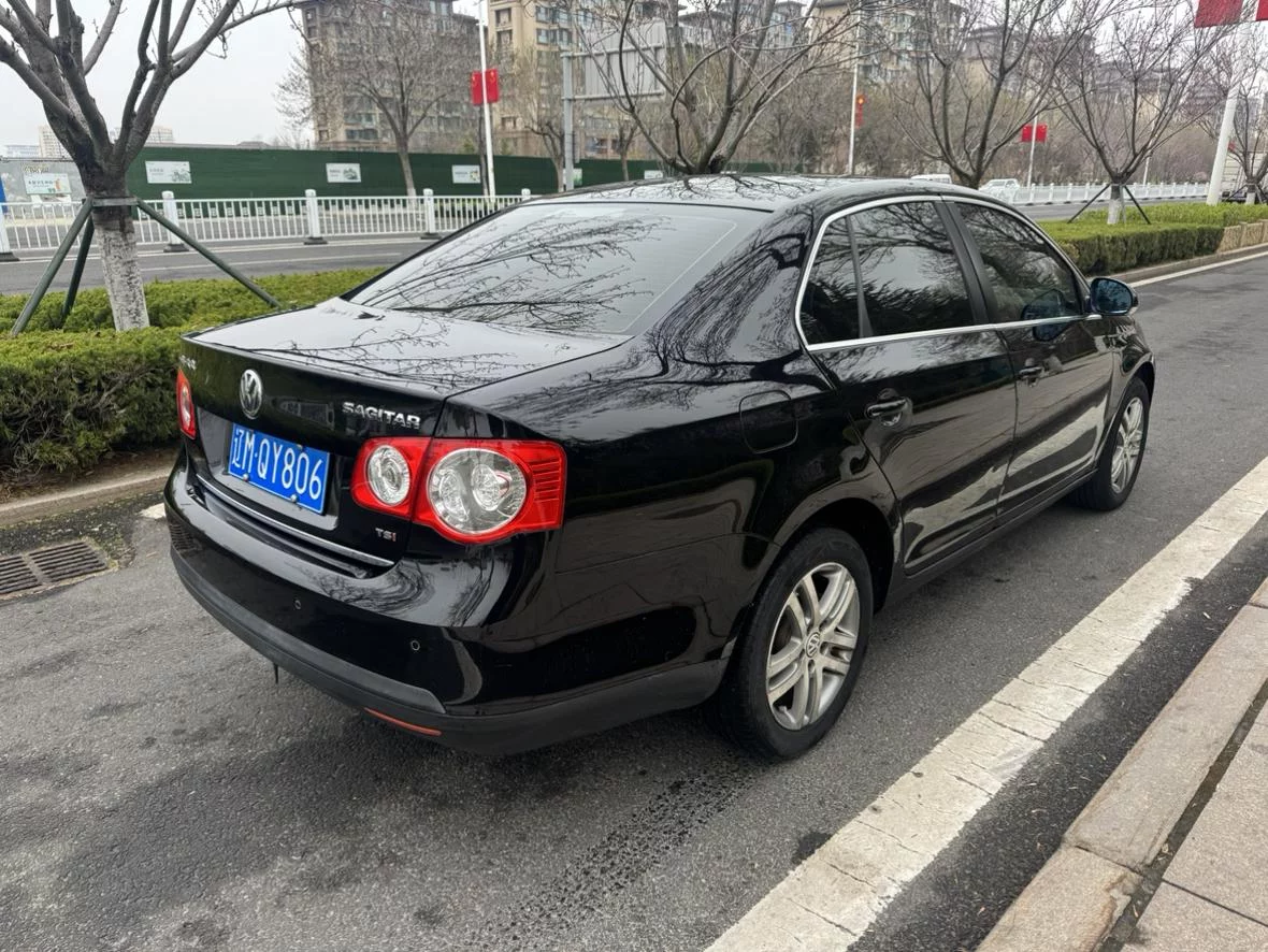 Volkswagen Sagitar