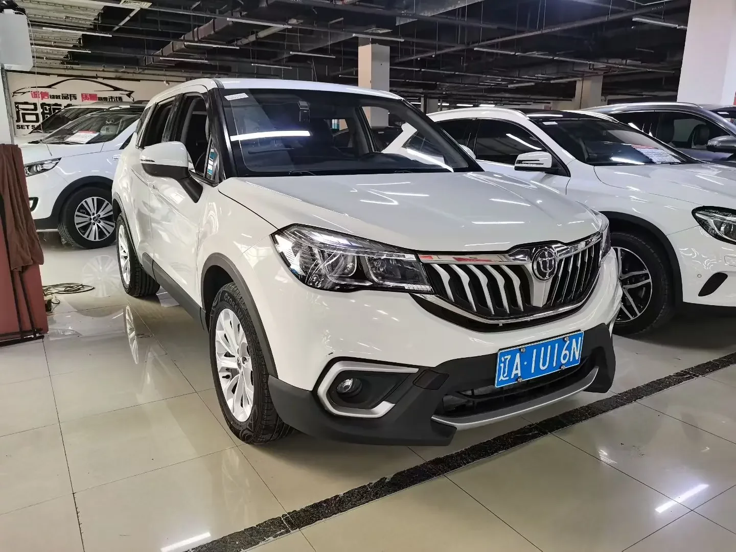 Brilliance China V3
