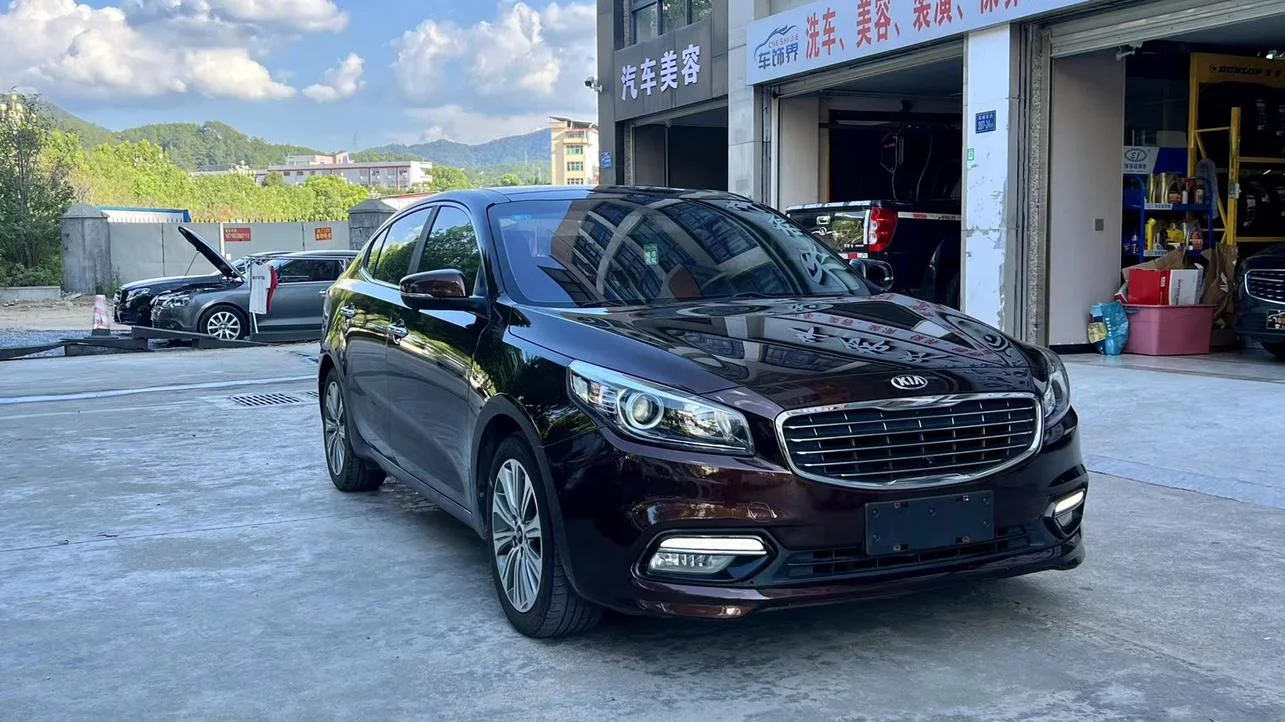 Kia K4