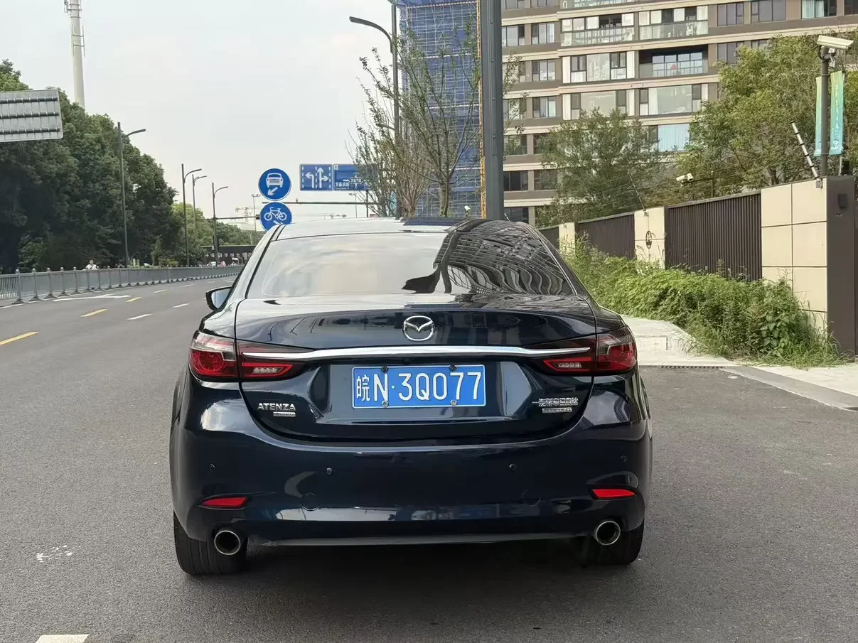 Mazda Atenza