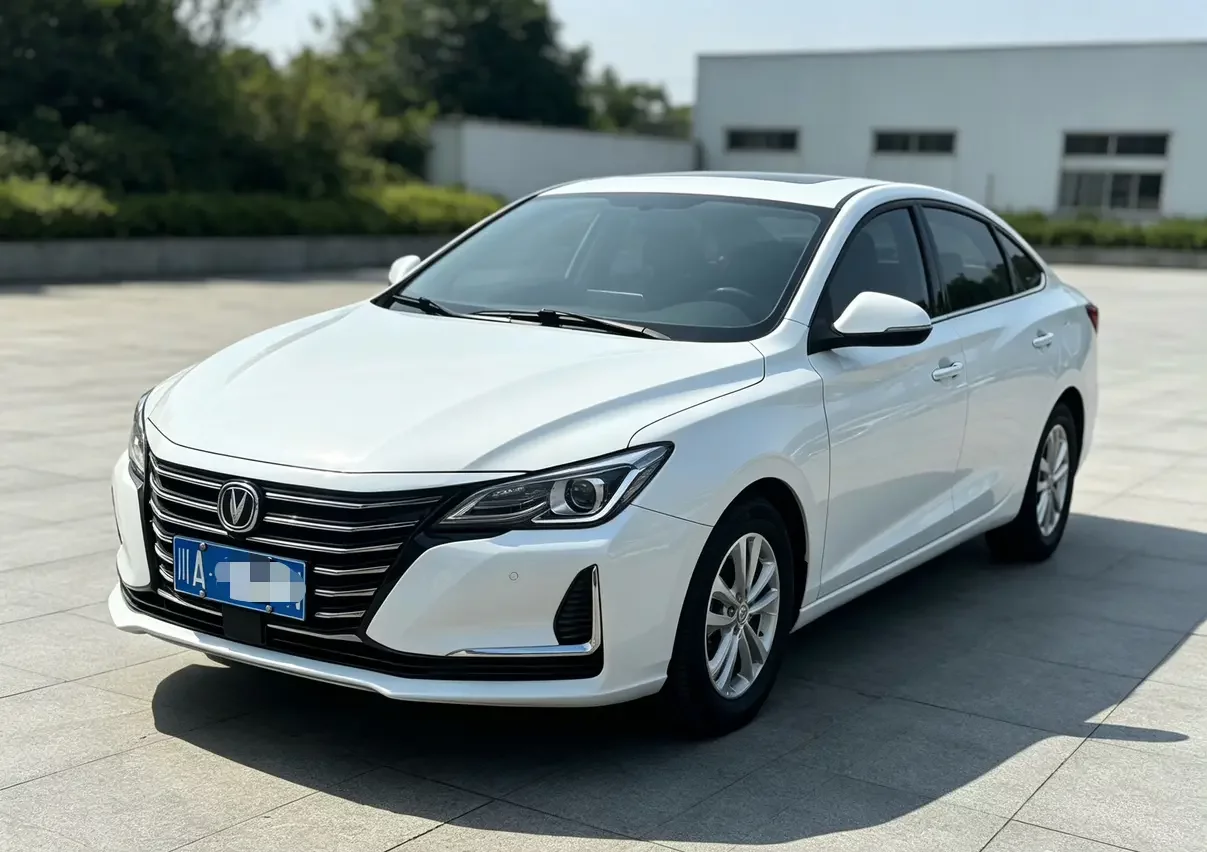 Changan Raeton CC