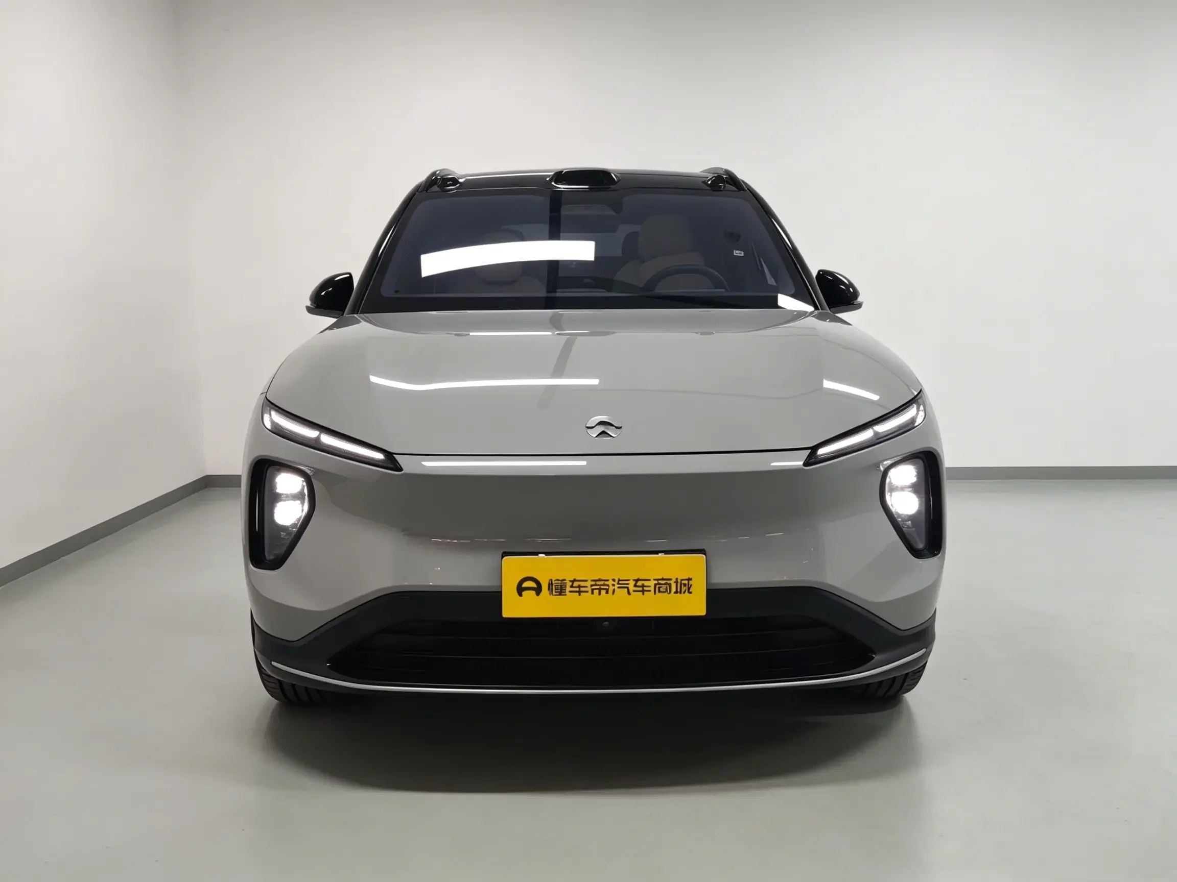 NIO ES6