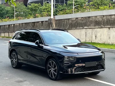 XPeng G9