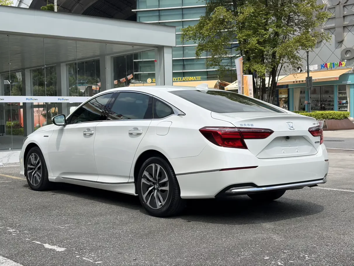 Honda Inspire