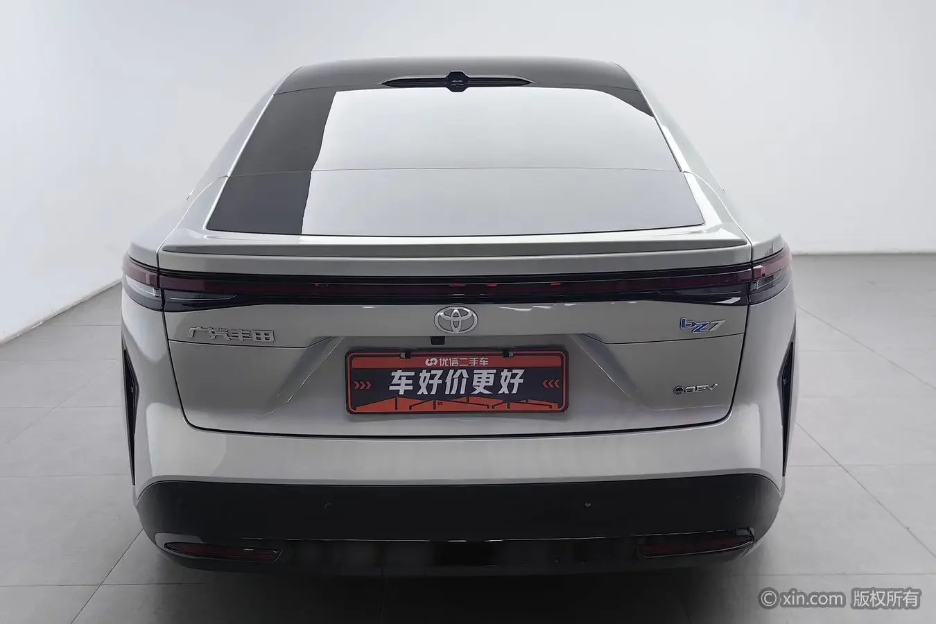 Toyota Platinum 7