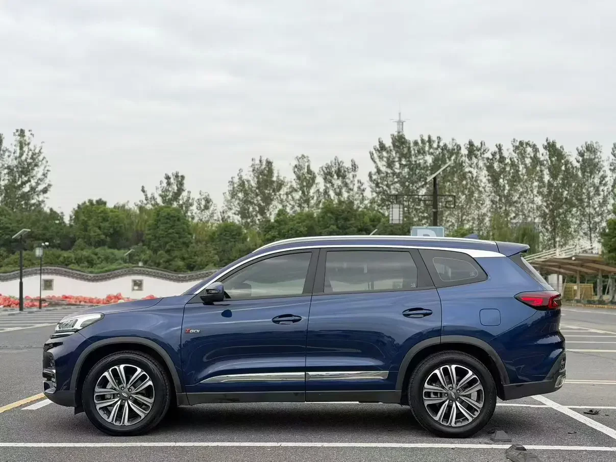 Chery Tiggo 8