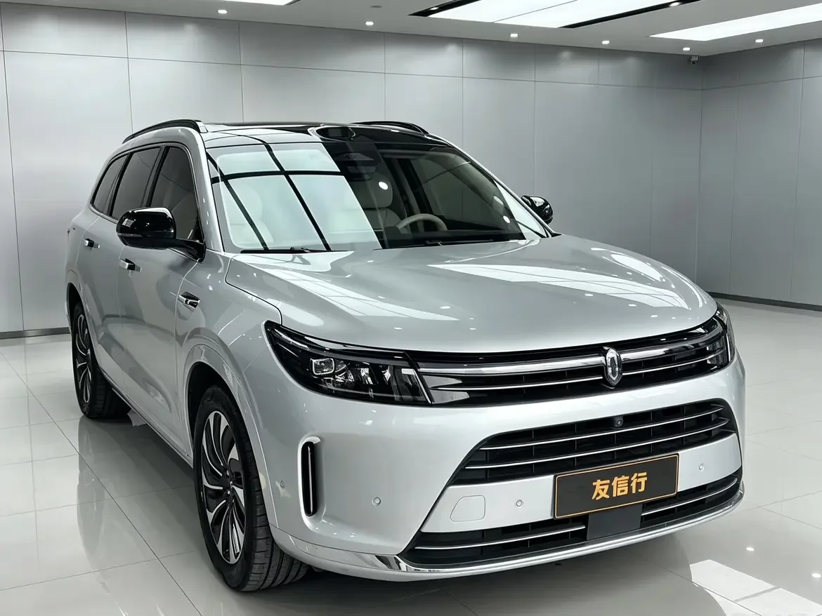 AITO M7