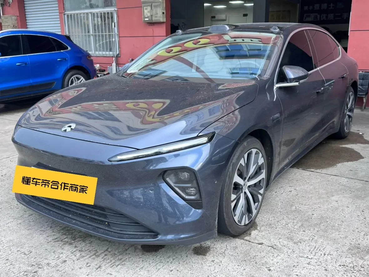 NIO ET7