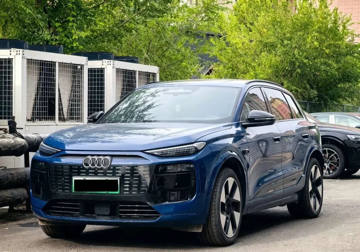 Audi Q6L e-tron