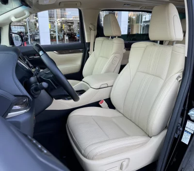 Toyota Crown Wellfire