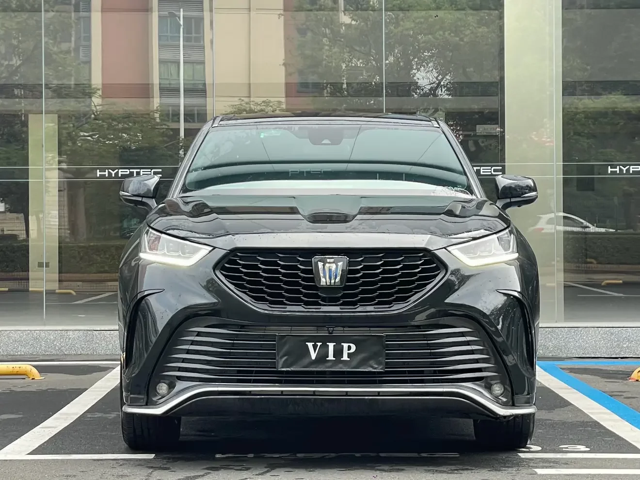 Toyota Crown Kluger  из Китая