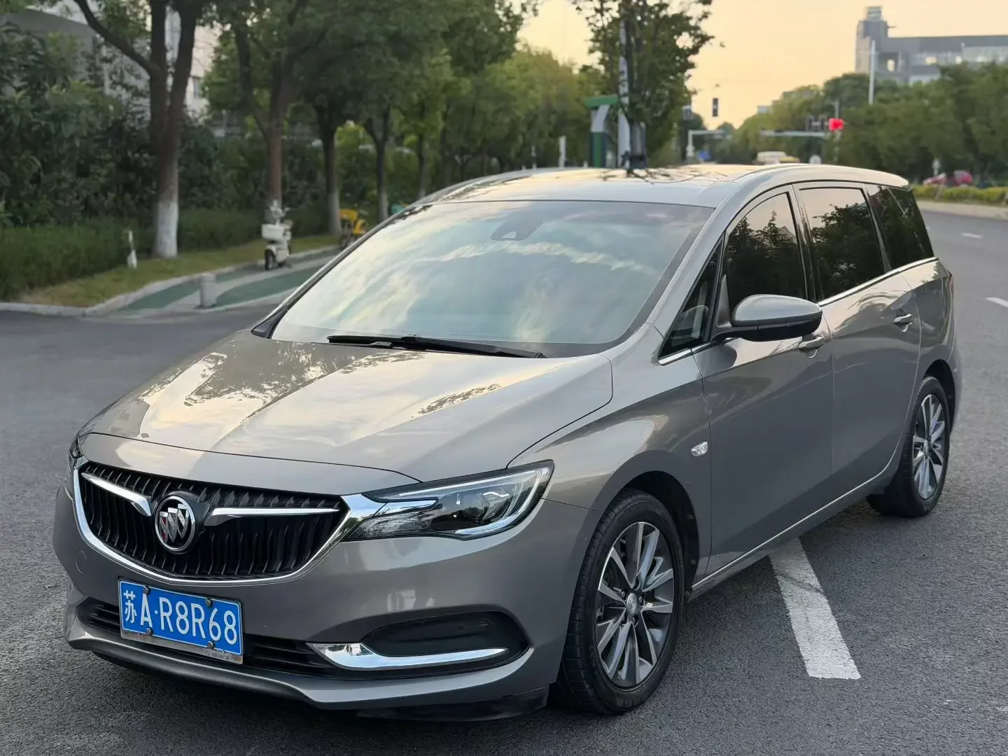 Buick GL6