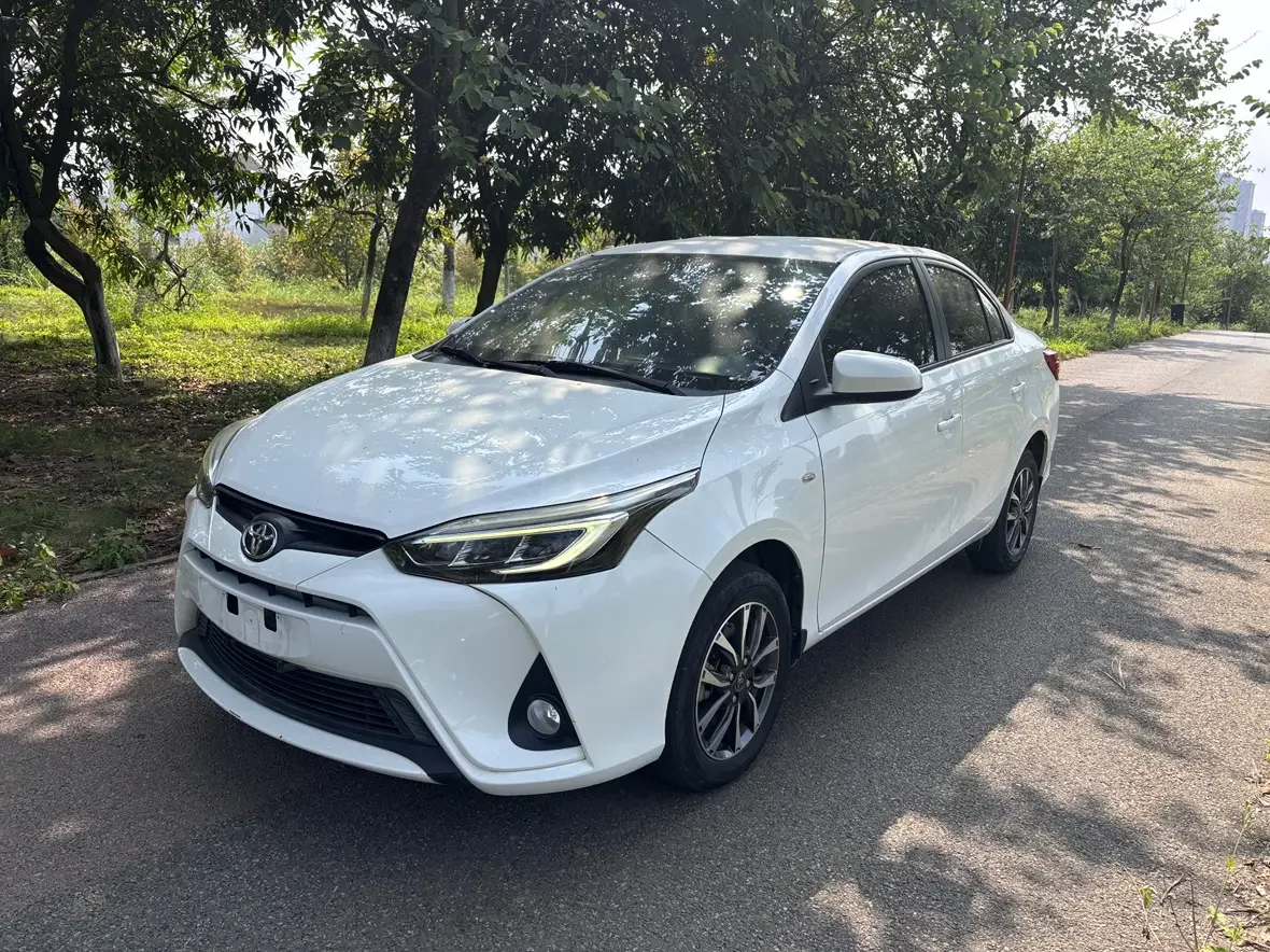 Toyota YARiS L Enjoy