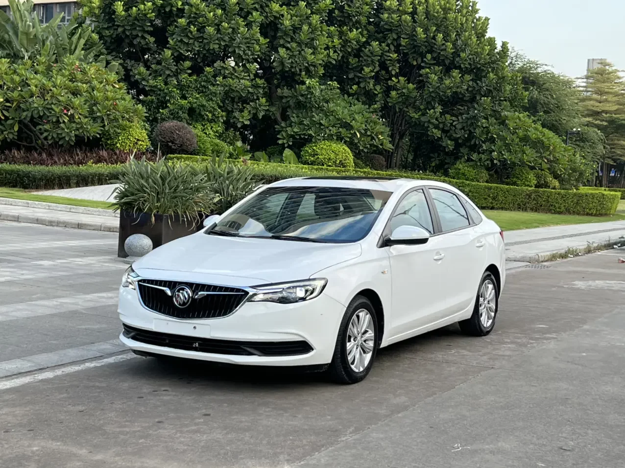 Buick Yinglang