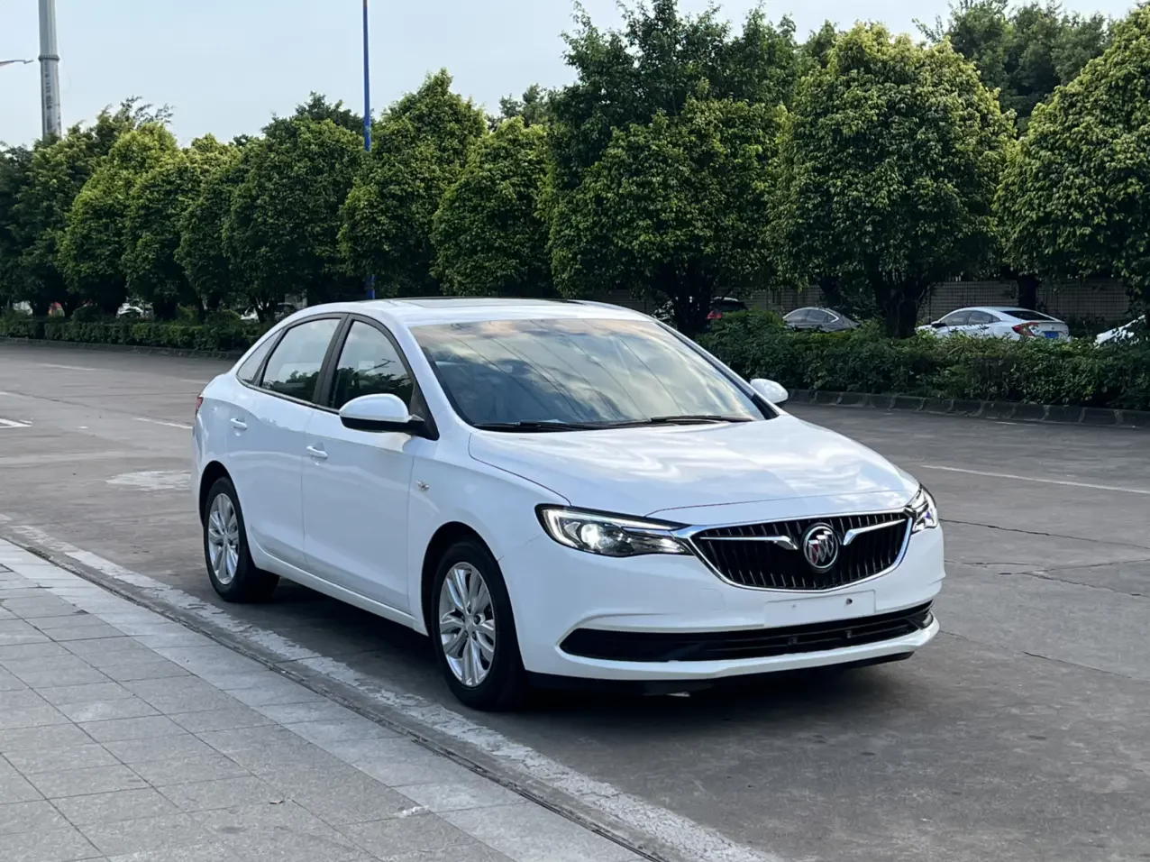 Buick Yinglang